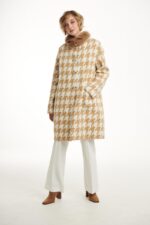 PIE-DE-POUL DESIGN COAT - Image 3