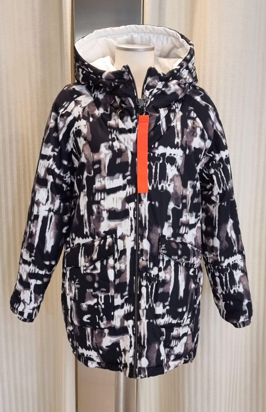 DOUBLE SIDE JACKET WITH HOOD - Image 3