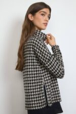 ΜΠΛΟΥΖΑ ΜΕ ΦΕΡΜΟΥΑΡ ΣΤΑ ΠΛΑΙΝΑ - Image 3