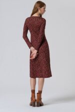 ΦΟΡΕΜΑ ΜΑΚΡΥ ΜΕ V ΛΑΙΜΟΚΟΨΗ - Image 2