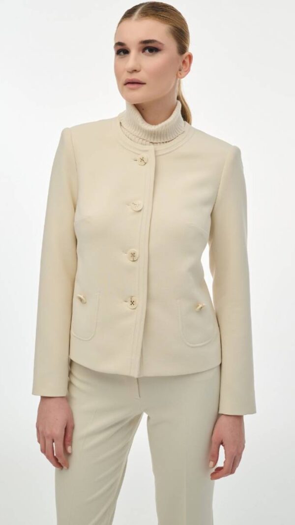 Σύνθεση:63%PES-32%RAY-5%SP